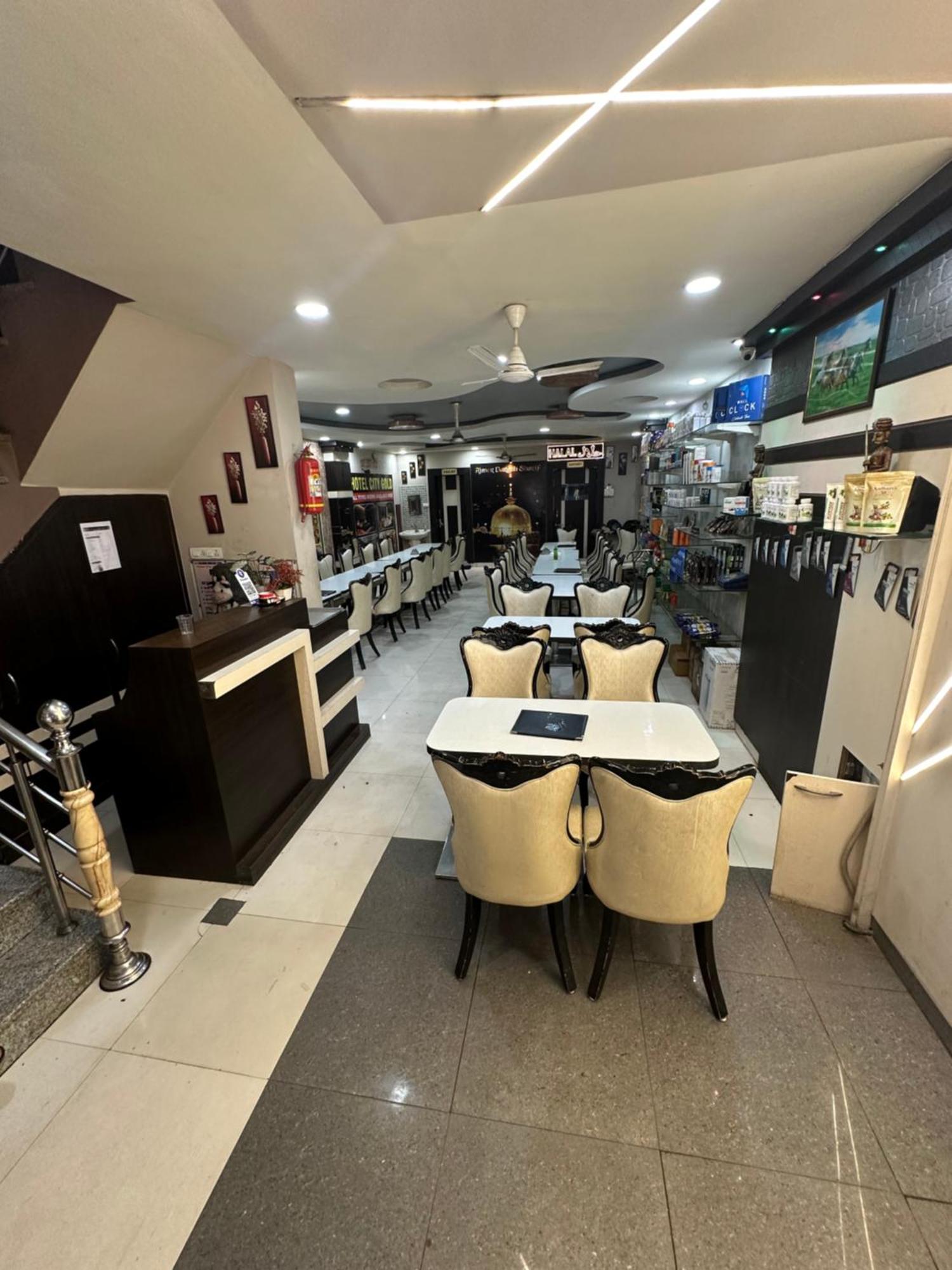 Hotel City Gold 阿杰梅尔 外观 照片